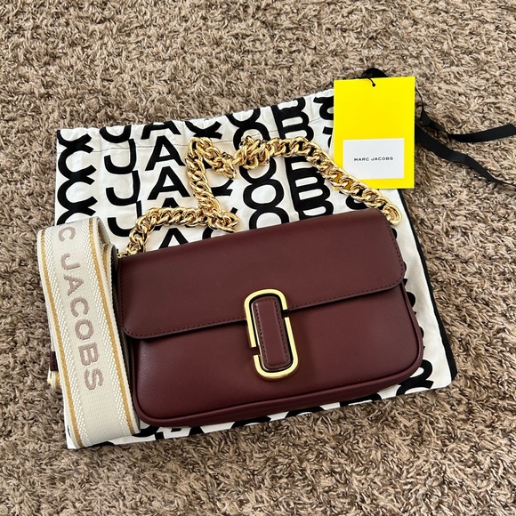 Marc Jacobs J Marc Burgundy Shoulder Bag